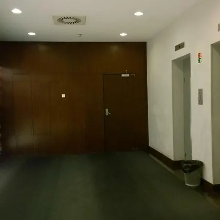 Quad 2 Apartment Lisbon